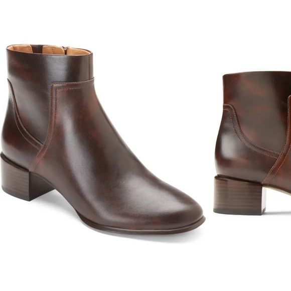 Vionic Shoes - NWT Vionic Kamryn Chocolate Ankle Boots Waterproof